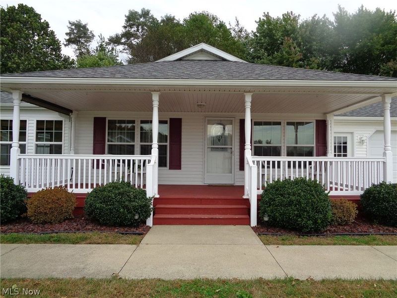 326 Gemini Drive, Dover, OH 44622 Photo 2
