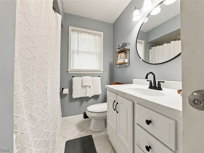 5987 Burns Road, North Olmsted, OH 44070 Photo 16