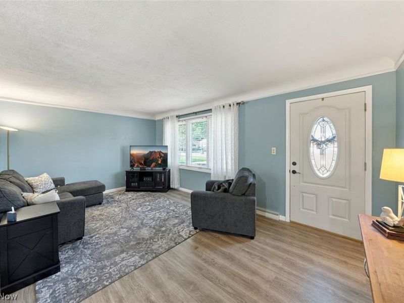 5987 Burns Road, North Olmsted, OH 44070 Photo 5