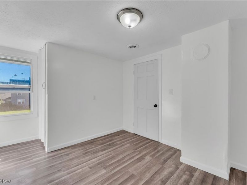 433 E 156th Street, Cleveland, OH 44110 Photo 15