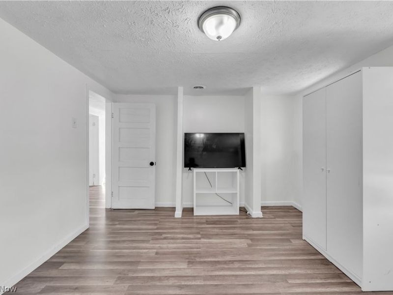 433 E 156th Street, Cleveland, OH 44110 Photo 19