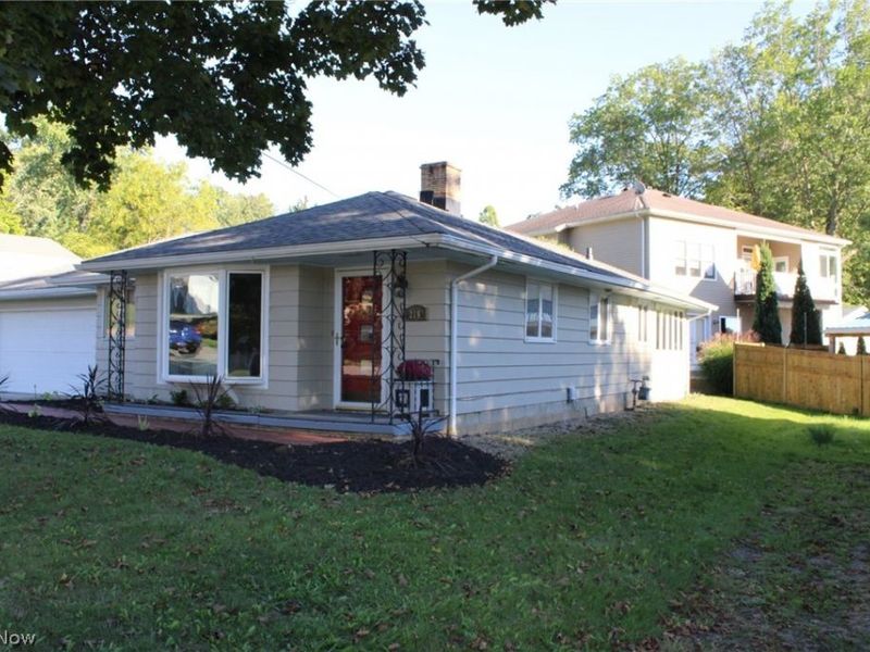 226 Willowwood Drive, Chippewa Lake, OH 44215 Photo 5