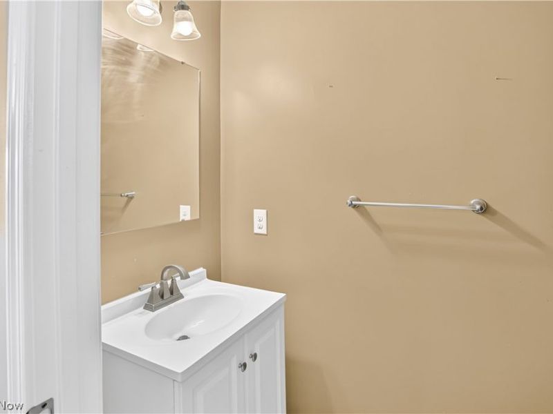 106 Preserve Circle, Amherst, OH 44001 Photo 16