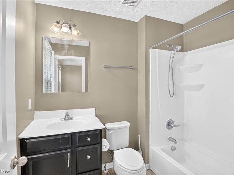 106 Preserve Circle, Amherst, OH 44001 Photo 20