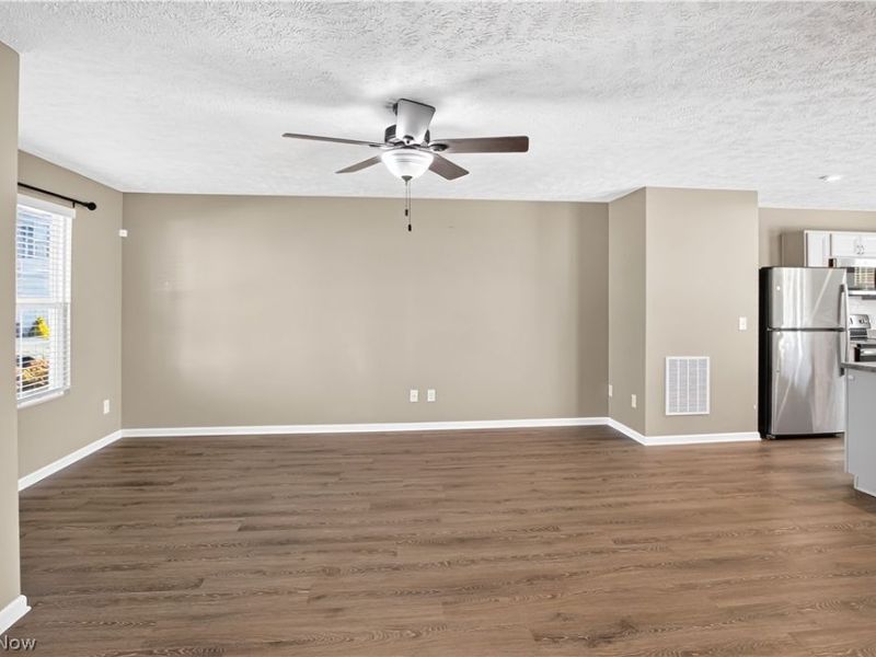 106 Preserve Circle, Amherst, OH 44001 Photo 5