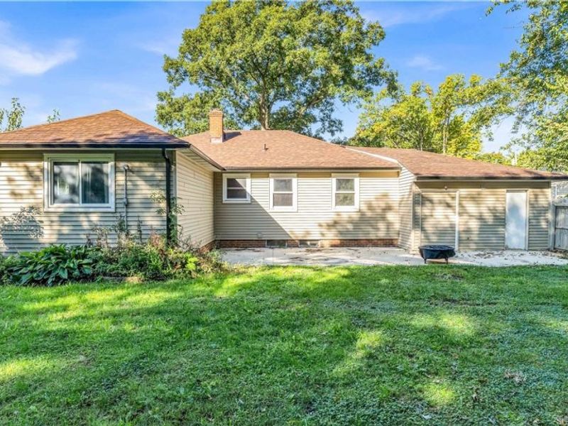 5861 Stearns Road, North Olmsted, OH 44070 Photo 34