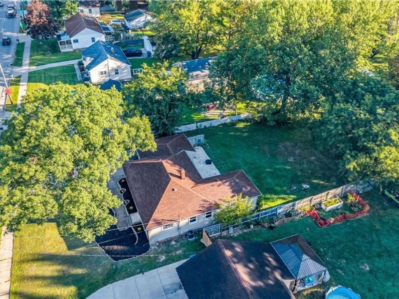 5861 Stearns Road, North Olmsted, OH 44070 Photo 41
