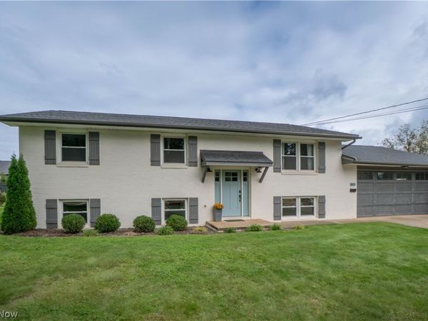 845 9th Street NE, North Canton, OH 44720