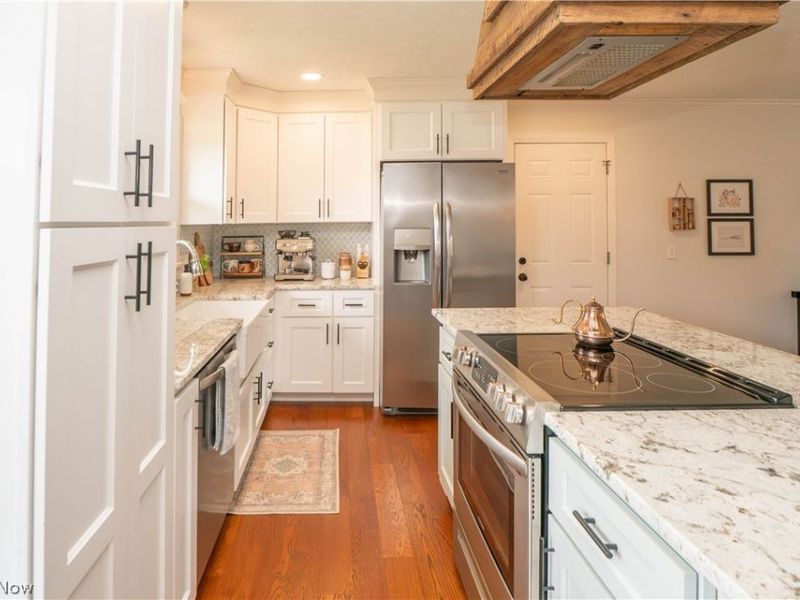 845 9th Street NE, North Canton, OH 44720 Photo 17