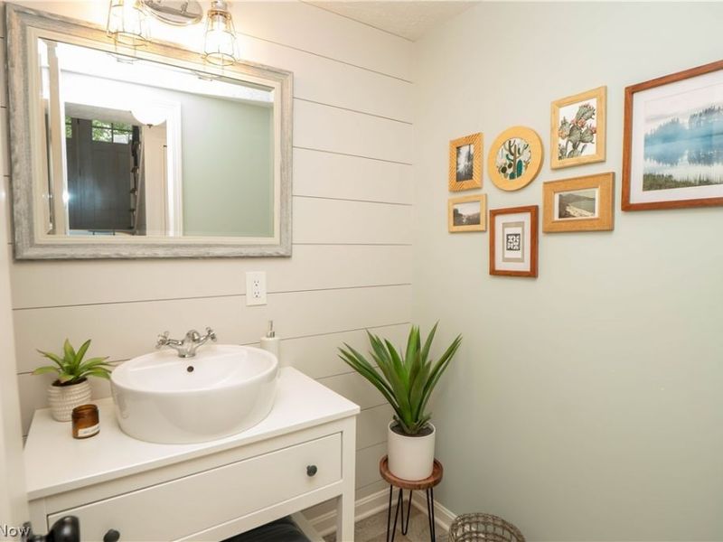 845 9th Street NE, North Canton, OH 44720 Photo 40