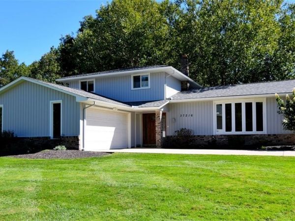 37216 Deer Run , Solon, OH 44139