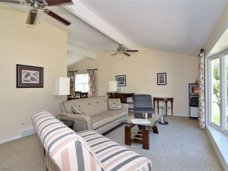 37216 Deer Run, Solon, OH 44139 Photo 2