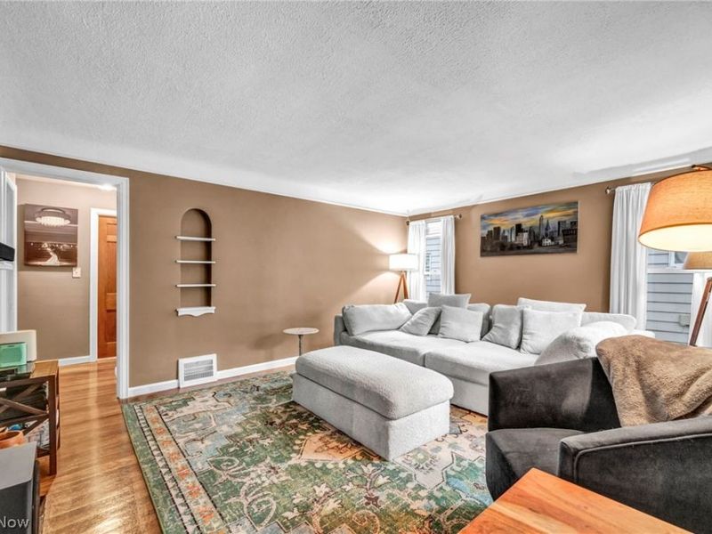 4044 W 157th Street, Cleveland, OH 44135 Photo 5