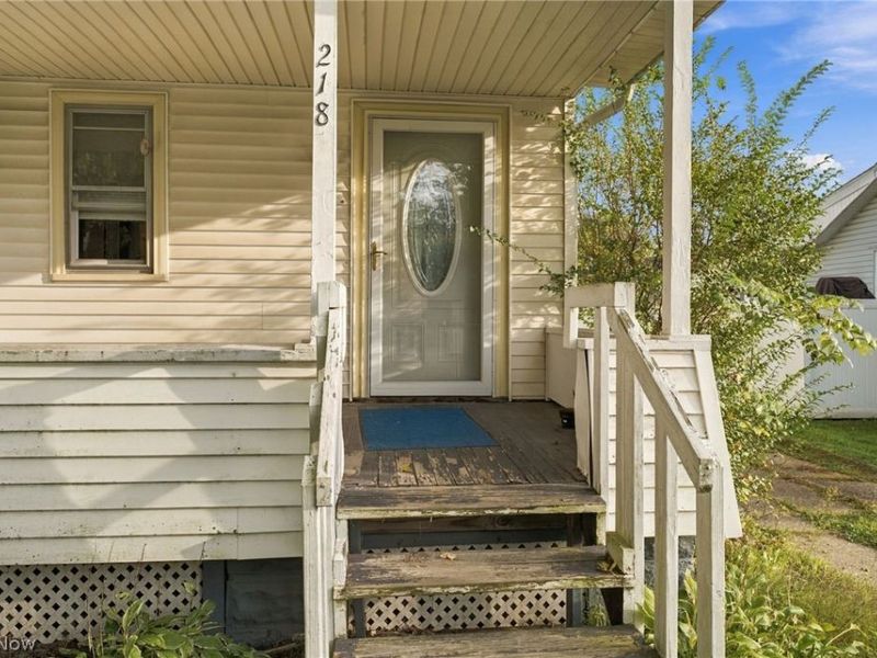218 Jacob Street NE, Navarre, OH 44662 Photo 4