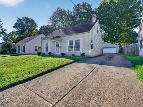 268 Jennings Avenue , Cuyahoga Falls, OH 44221