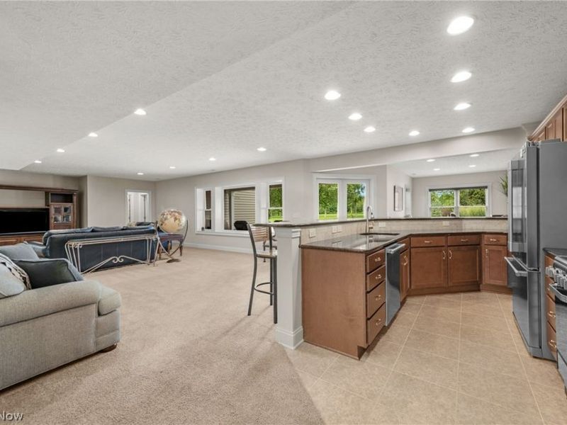 34786 N Legends Way, Grafton, OH 44044 Photo 12