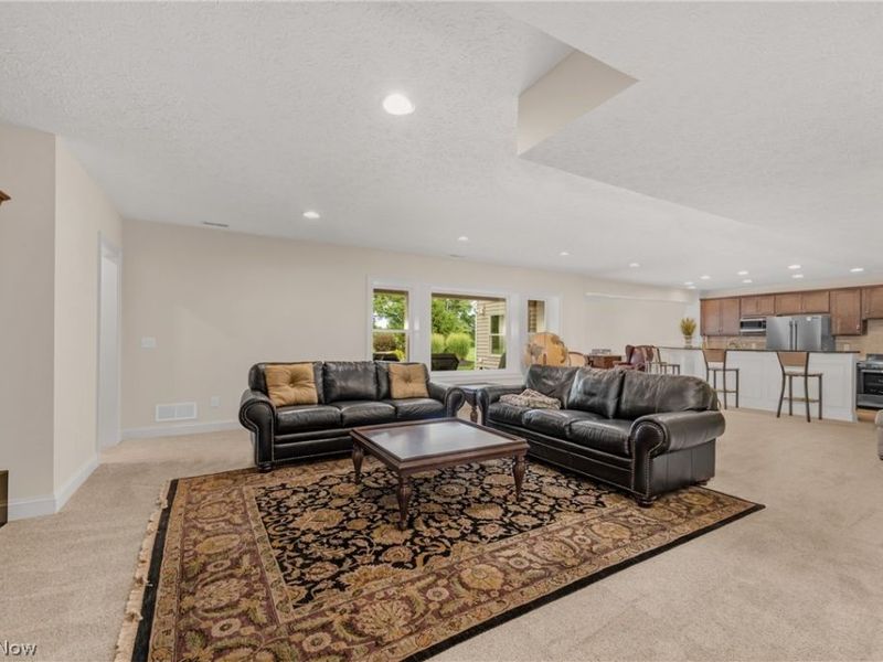 34786 N Legends Way, Grafton, OH 44044 Photo 14