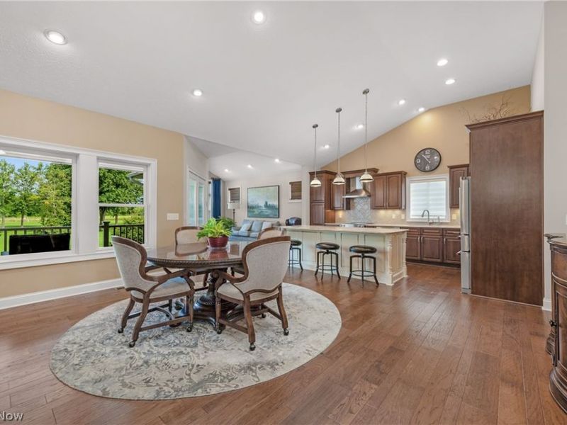 34786 N Legends Way, Grafton, OH 44044 Photo 4