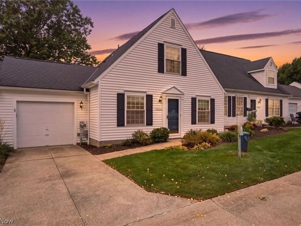 3414 E Prescott Circle , Cuyahoga Falls, OH 44223