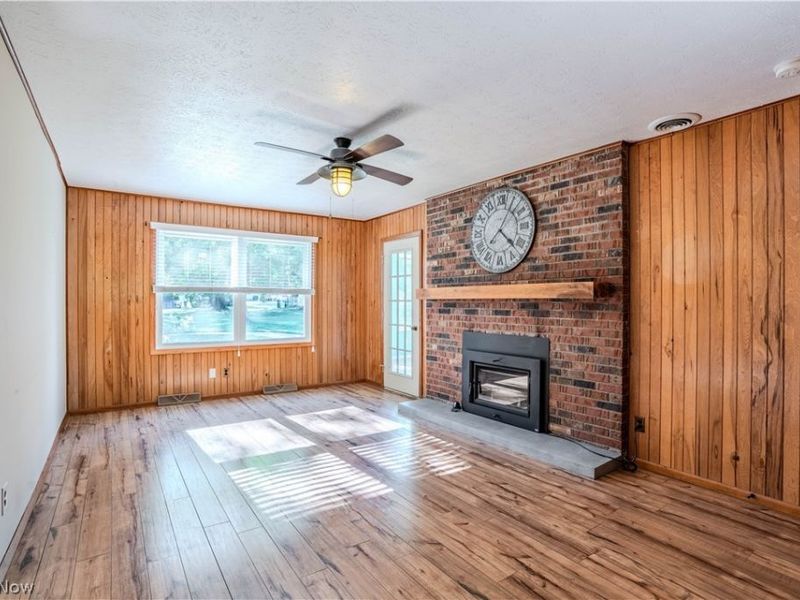 10027 Peachtree Drive, Strongsville, OH 44149 Photo 13