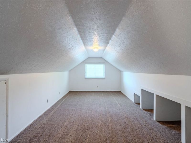 10027 Peachtree Drive, Strongsville, OH 44149 Photo 29