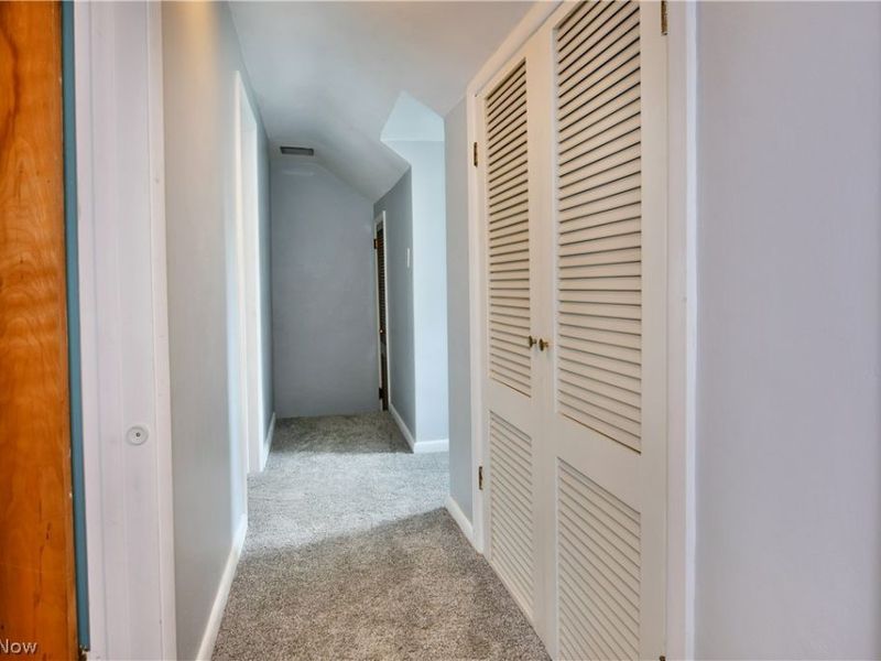 892 Yankee Run Road, Masury, OH 44438 Photo 39