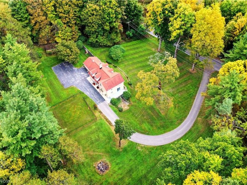 892 Yankee Run Road, Masury, OH 44438 Photo 5