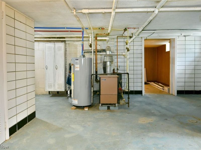 892 Yankee Run Road, Masury, OH 44438 Photo 50
