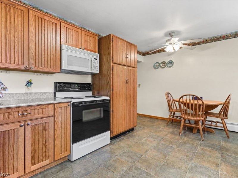 633 Fairview Place, Alliance, OH 44601 Photo 14