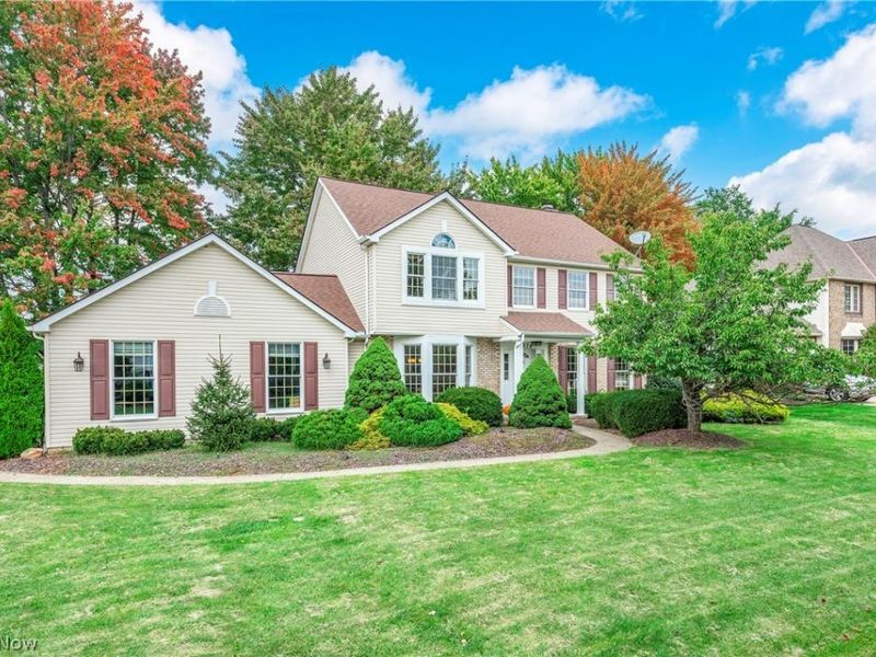 19874 Echo Drive, Strongsville, OH 44149 Photo 2