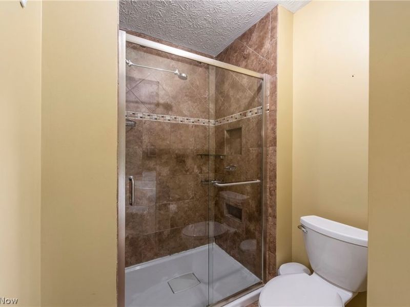 19874 Echo Drive, Strongsville, OH 44149 Photo 24