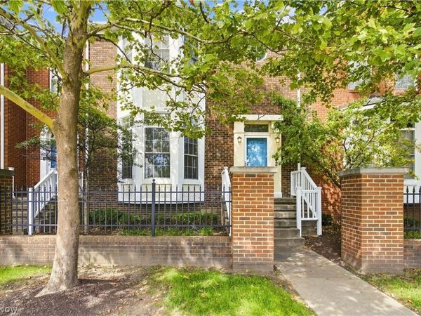 8421 Euclid Avenue , Cleveland, OH 44106