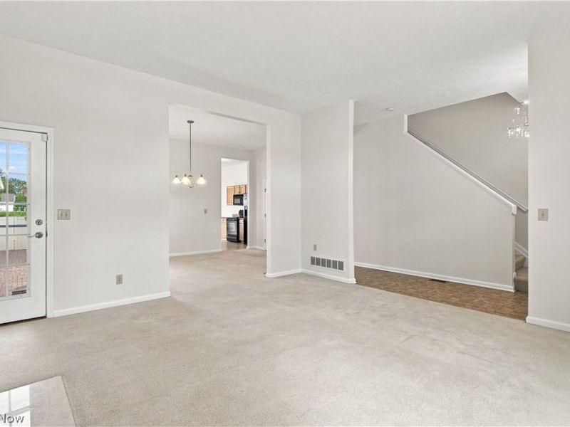 8421 Euclid Avenue, Cleveland, OH 44106 Photo 6