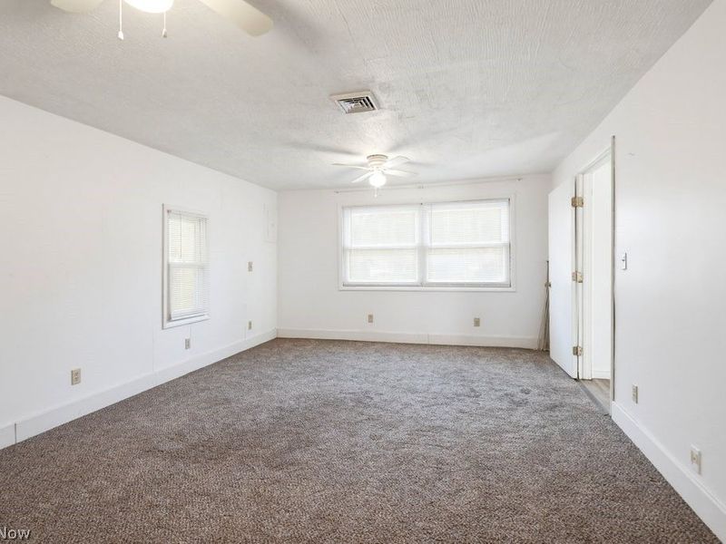 2456 Delaware Avenue, Akron, OH 44312 Photo 11