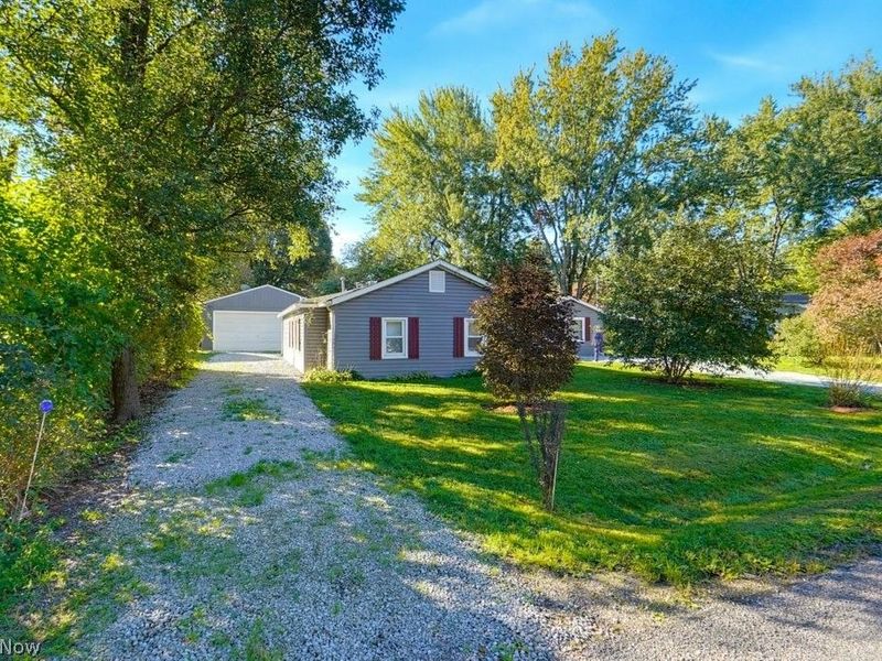 2456 Delaware Avenue, Akron, OH 44312 Photo 2