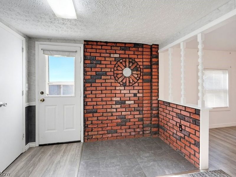 2456 Delaware Avenue, Akron, OH 44312 Photo 4