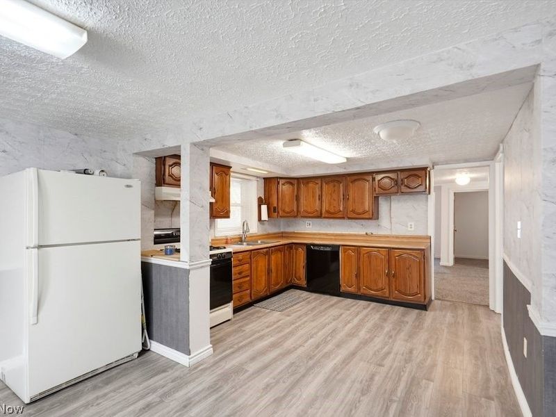 2456 Delaware Avenue, Akron, OH 44312 Photo 7