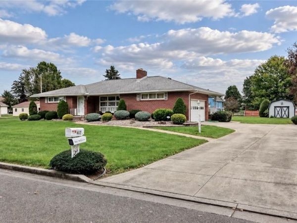 617 Oak Ave SW, Strasburg, OH 44680