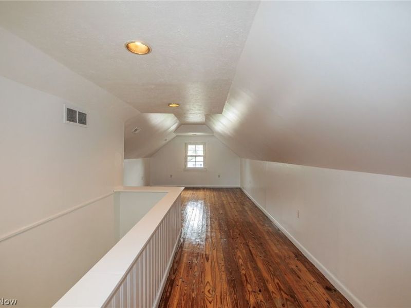18404 Homeway Road, Cleveland, OH 44135 Photo 15