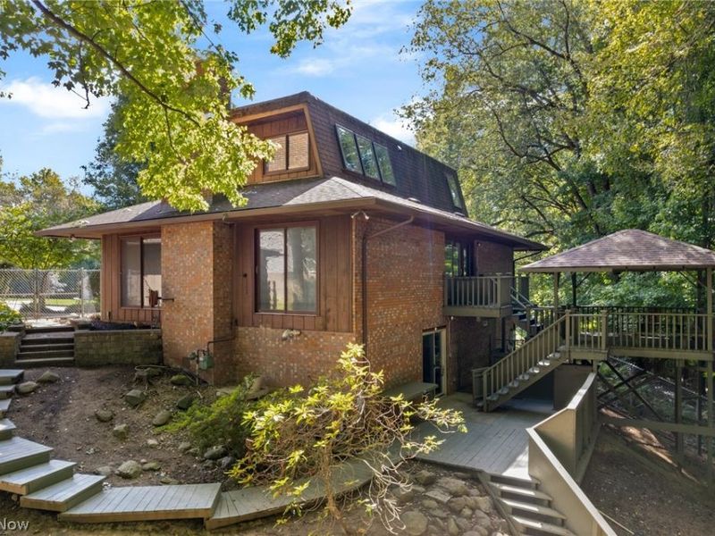 2440 Townsend Drive, Wooster, OH 44691 Photo 2