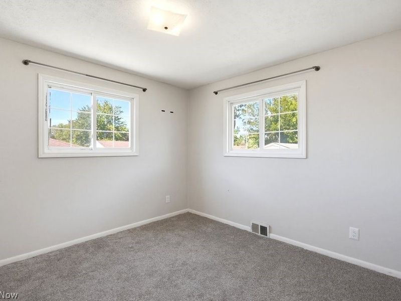 18210 Holland Road, Brook Park, OH 44142 Photo 15