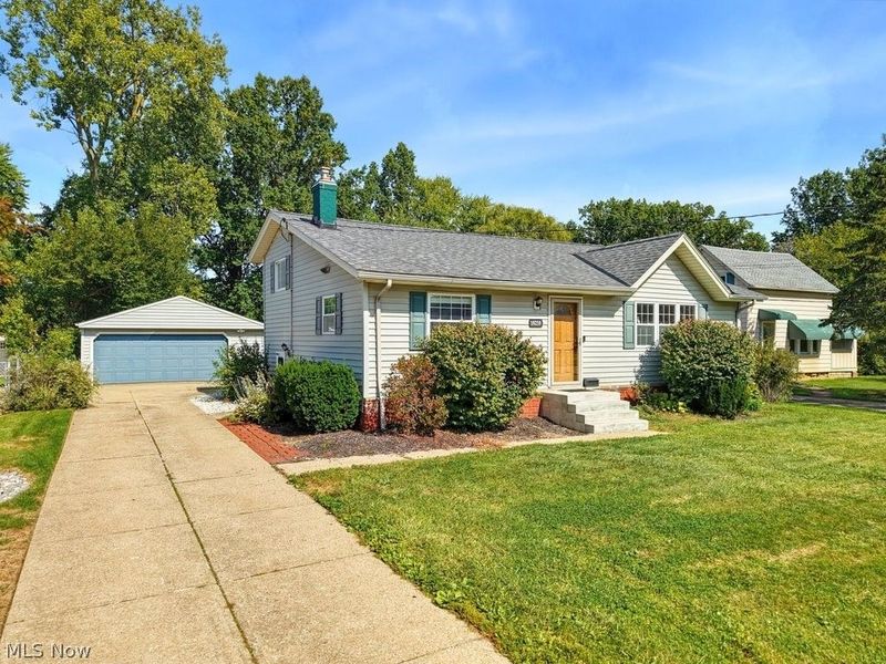 18210 Holland Road, Brook Park, OH 44142 Photo 2
