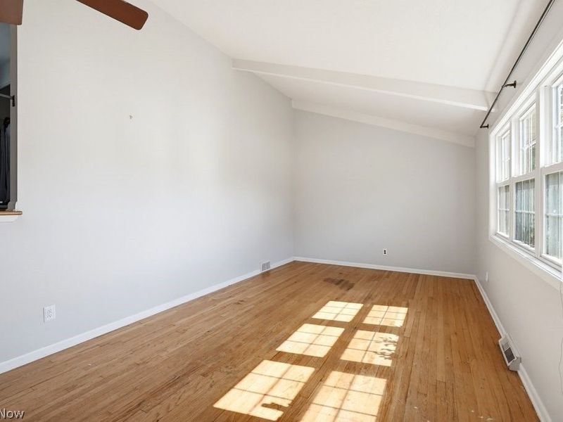 18210 Holland Road, Brook Park, OH 44142 Photo 8