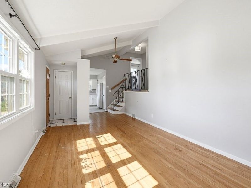 18210 Holland Road, Brook Park, OH 44142 Photo 9