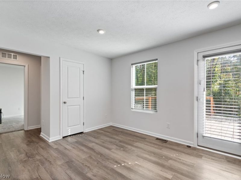 3208 Sunny Brook Drive, Akron, OH 44312 Photo 21