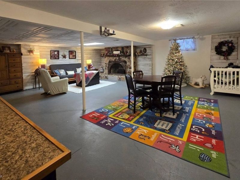1576 Suzanne Circle, Belpre, OH 45714 Photo 13