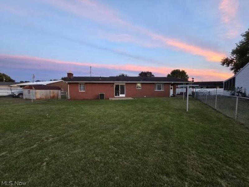1576 Suzanne Circle, Belpre, OH 45714 Photo 17