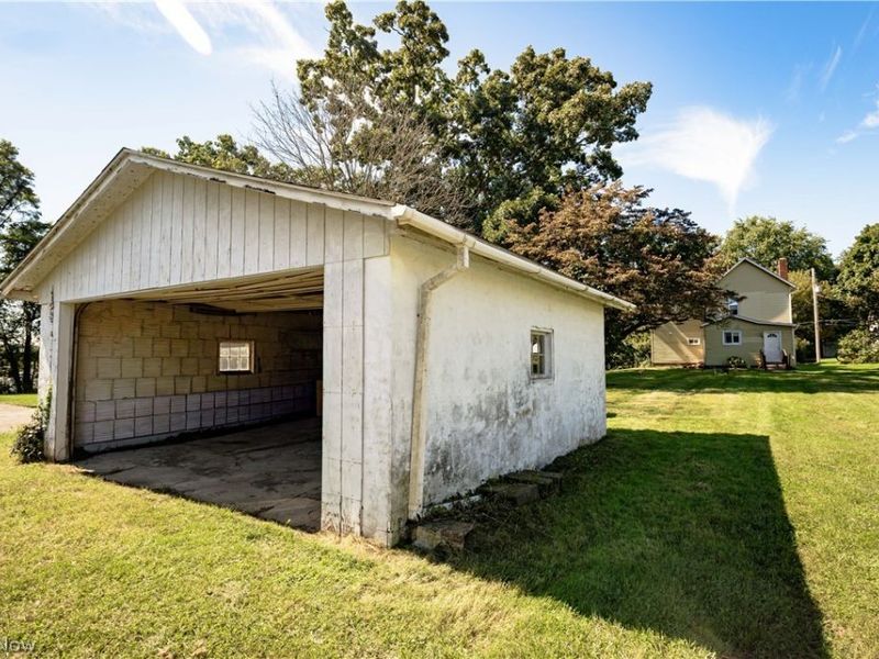 222 Plum Street, Magnolia, OH 44643 Photo 5