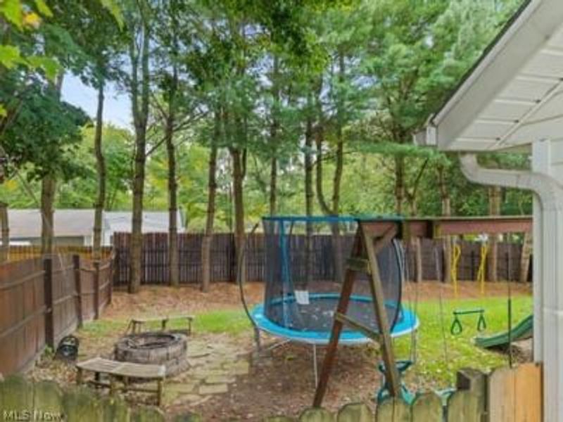 624 Royal Woods Drive, Wadsworth, OH 44281 Photo 25