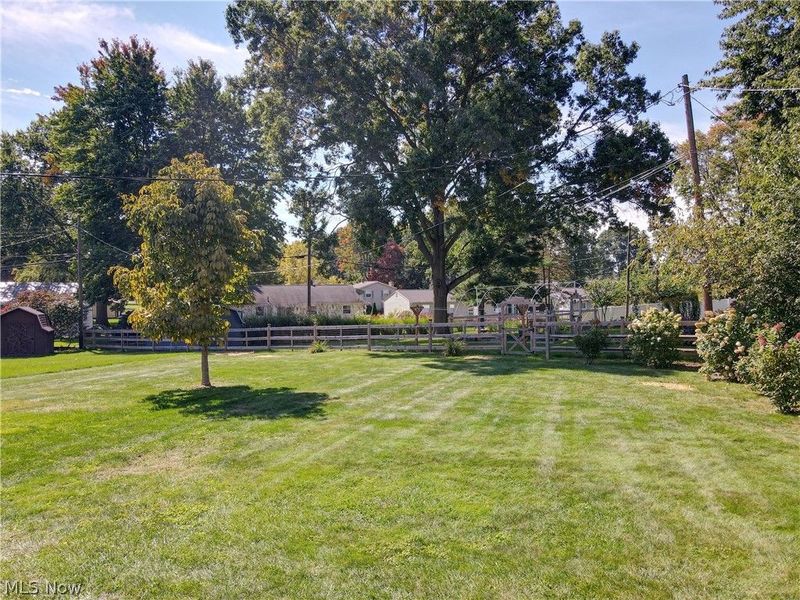 410 Chapple Hill Drive NE, North Canton, OH 44720 Photo 30